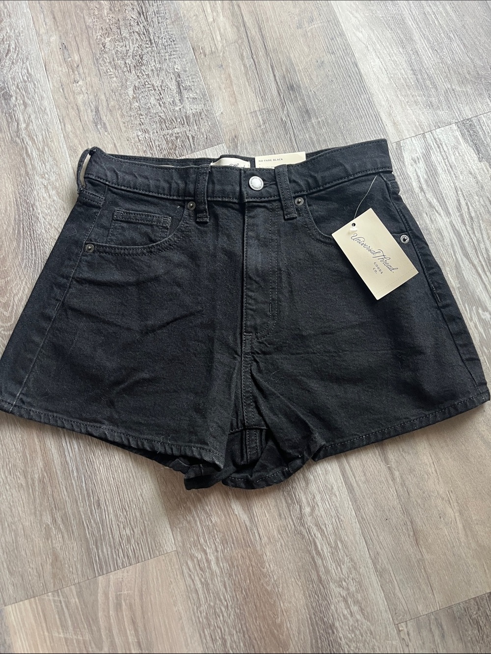 Universal Thread Black High-Rise 90’s cutoff Shorts